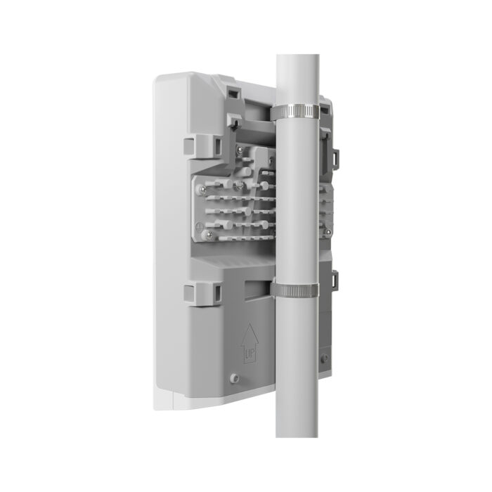 Коммутатор MikroTik CRS318-16P-2S+OUT — изображение 3