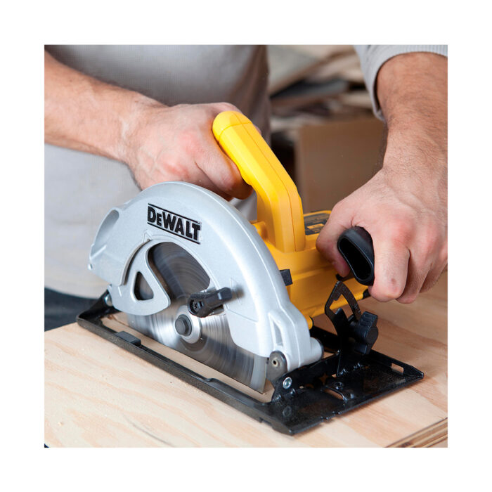 Пила дисковая DeWALT DWE560-QS — изображение 3