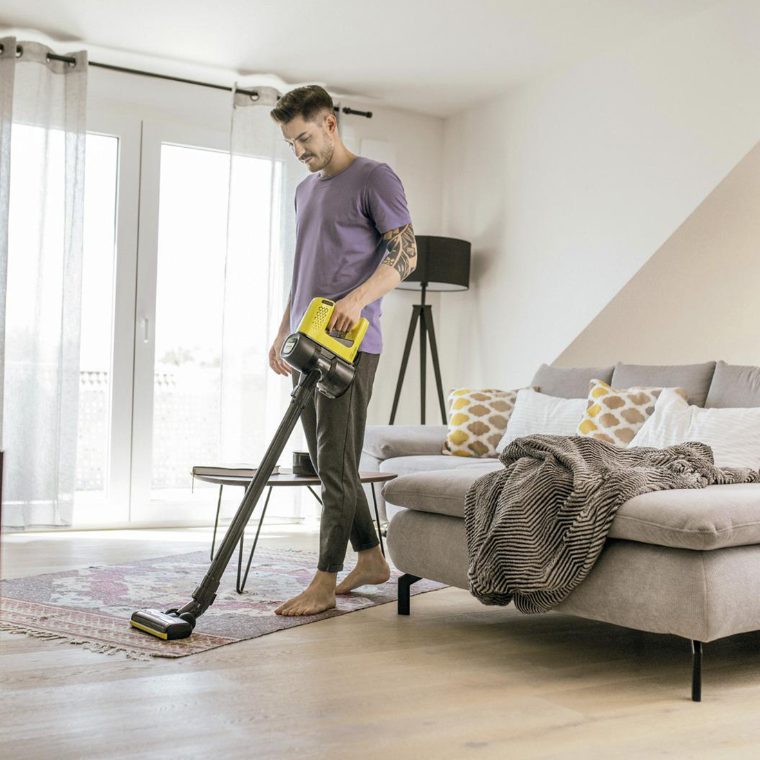 Аккумуляторный пылесос Premium KARCHER VC 4 Cordless myHome — изображение 3